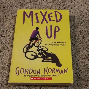 Scholastic Yellow and Purple 'Mixed Up' by Gordon Korman